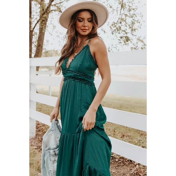 LAST ONE! Plus Size LILLY ROSE Maxi Dress With Criss Cross Back And Ruffles - Picture 2 of 6